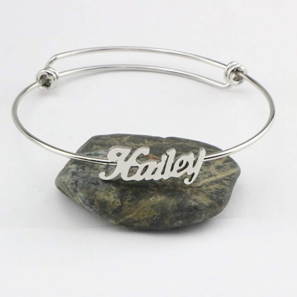 ✨HAILEY ADJUSTABLE NAME BRACELET  *NWT*✨